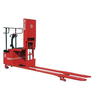 Porta-paletes elétrica versão Center Drive 2 toneladas